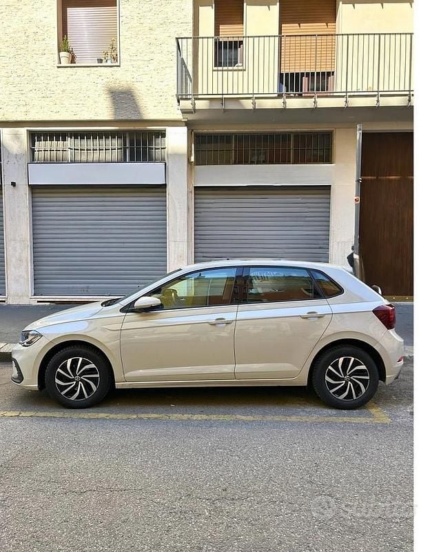 Usata VW Polo 80 CV (58 kW) 2023 Bianco Utilitaria