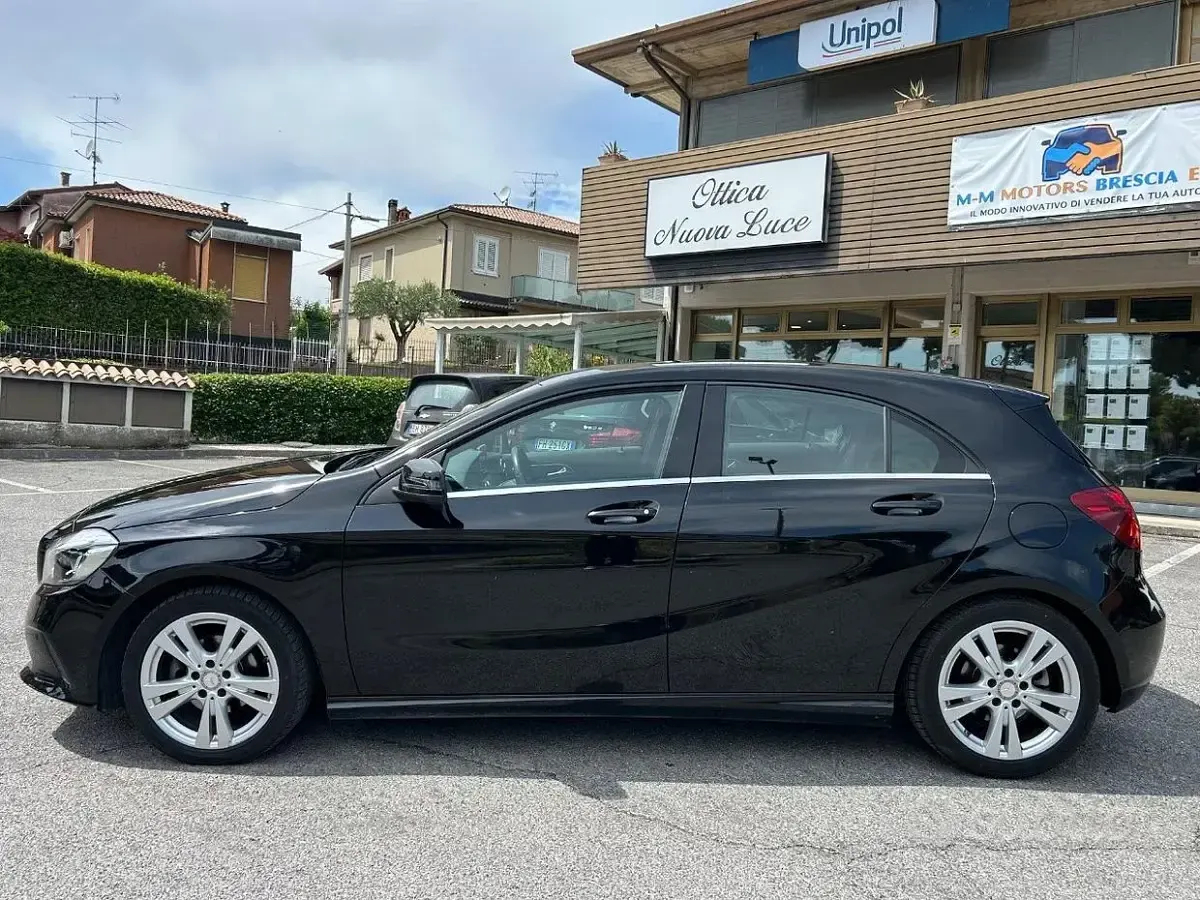 Usata Mercedes A180 AMG 109 CV (80 kW) 2017 Nero Berlina