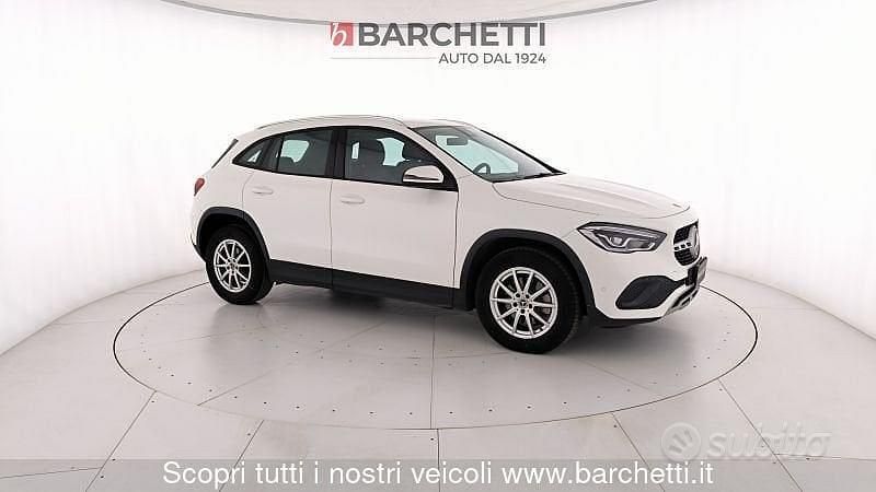 Usata Mercedes GLA200 Business 150 CV (110 kW) 2021 Bianco SUV