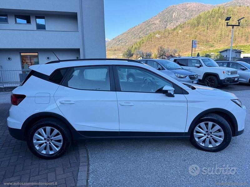 Usata Seat Arona Style 110 CV (80 kW) 2022 Bianco SUV
