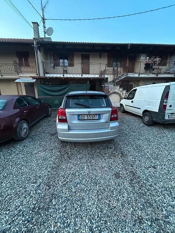 Usata Dodge Caliber SXT 140 CV (102 kW) 2009 Utilitaria