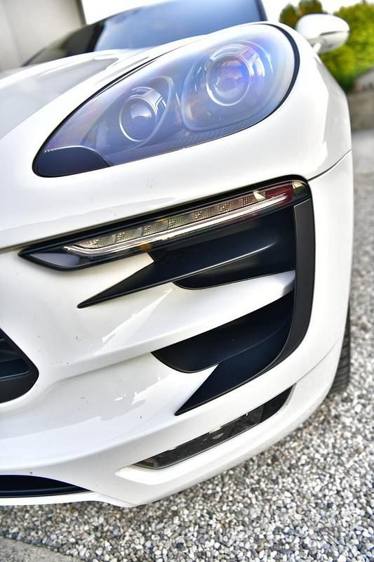 Usata Porsche Macan S Diesel 258 CV (189 kW) 2024 Bianco SUV
