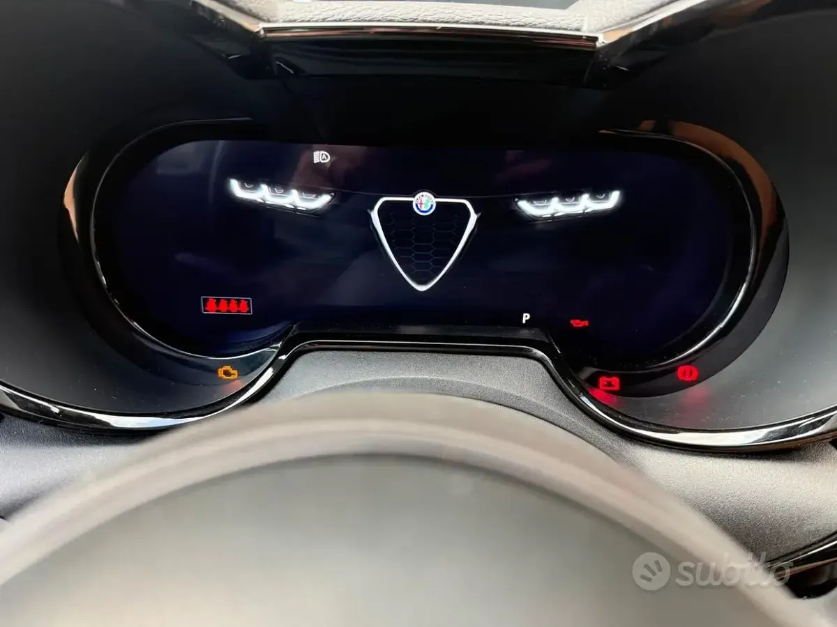 Usata Alfa Romeo Tonale 131 CV (96 kW) 2023 Bianco SUV
