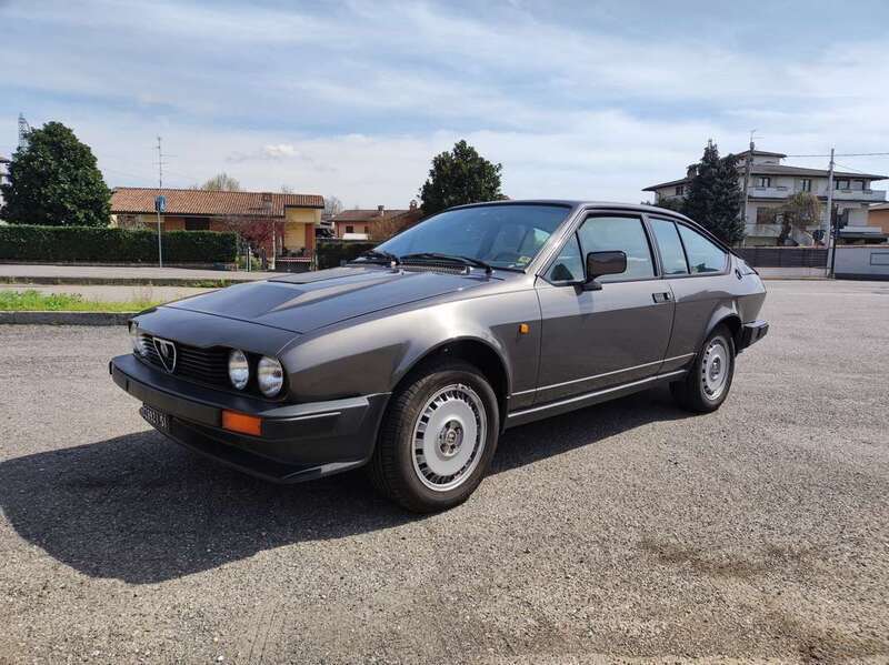 Usato 1981 Alfa Romeo Alfetta 2.5 Benzin 158 CV (29.000 €)