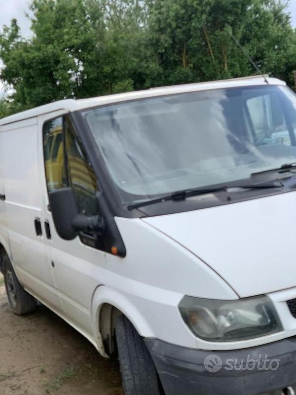 Usata Ford Transit 75 CV (55 kW) 2002 Bianco Berlina