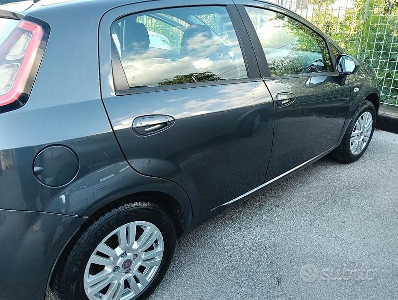 Usata Fiat Grande Punto 2014 Utilitaria
