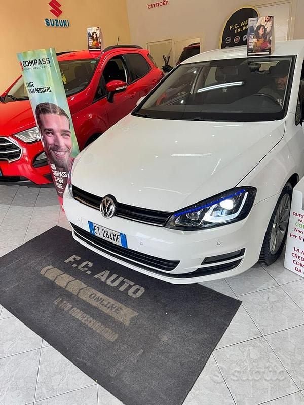 Usata VW Golf VII Comfortline 104 CV (76 kW) 2013 Bianco Berlina