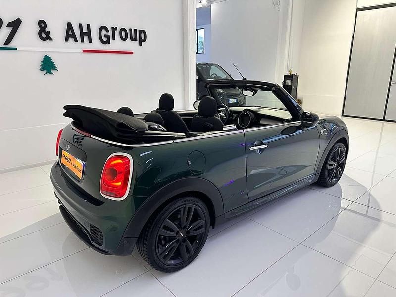 Usata Mini Cooper D Cabriolet Hype 116 CV (85 kW) 2017 Verde Cabrio