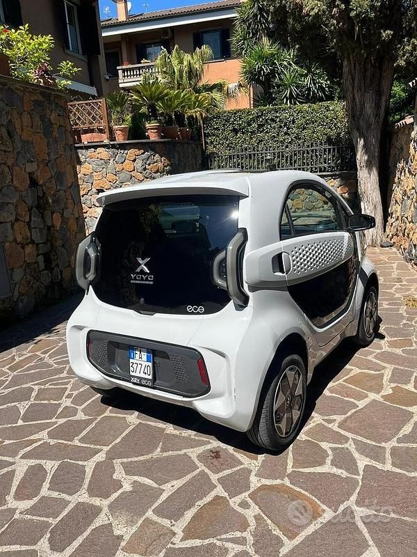 Usata XEV Yoyo 2023 Grigio Utilitaria