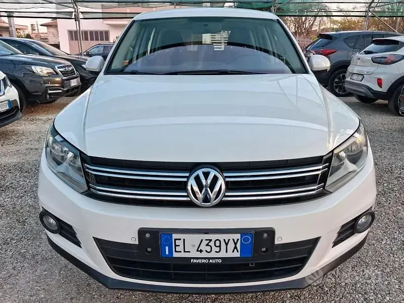 Usata VW Tiguan Trendline 122 CV (89 kW) 2012 Bianco SUV