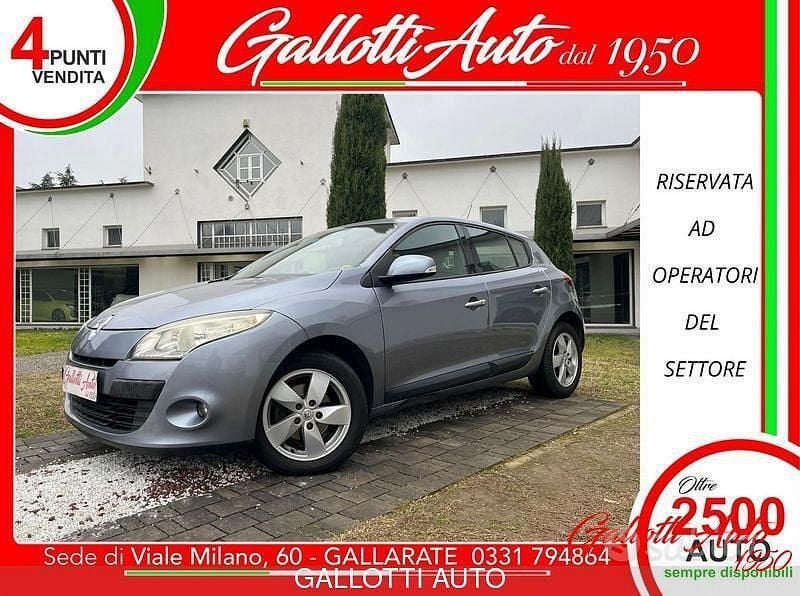 Usata Renault Mégane 110 CV (80 kW) 2010 Grigio Berlina