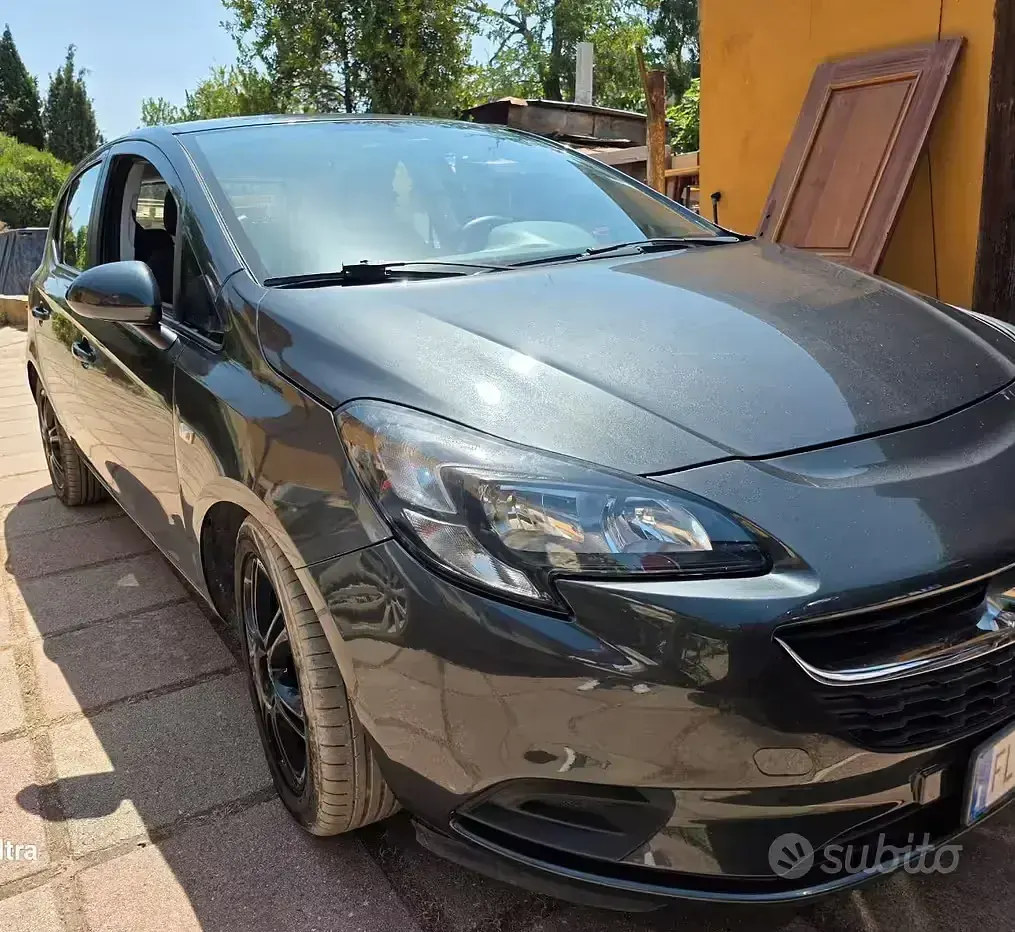 Usata Opel Corsa 75 CV (55 kW) 2017 Nero Utilitaria