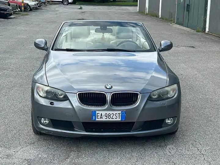 Usata BMW 320 Cabriolet 184 CV (135 kW) 2010 Grigio Cabrio