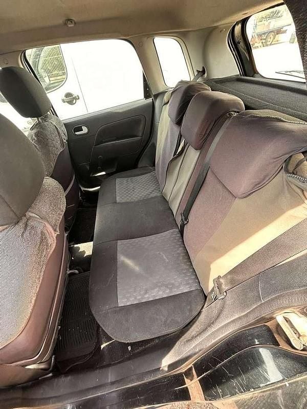 Usata Ford Fiesta Zetec 68 CV (50 kW) 2004 Nero Utilitaria