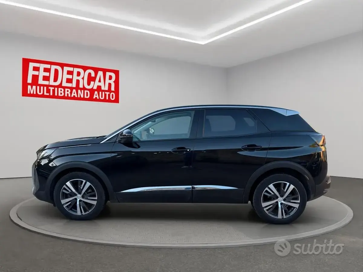 Usata Peugeot 3008 Allure 131 CV (96 kW) 2022 Nero SUV