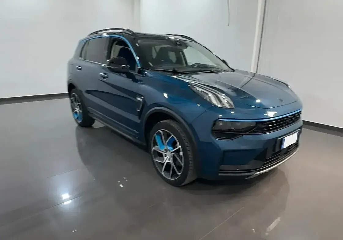 Usata Lynk & Co 01 179 CV (131 kW) 2022 Blu SUV