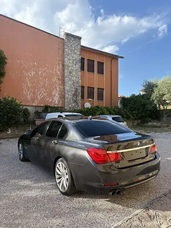 Usata BMW 730 245 CV (180 kW) 2010 Berlina