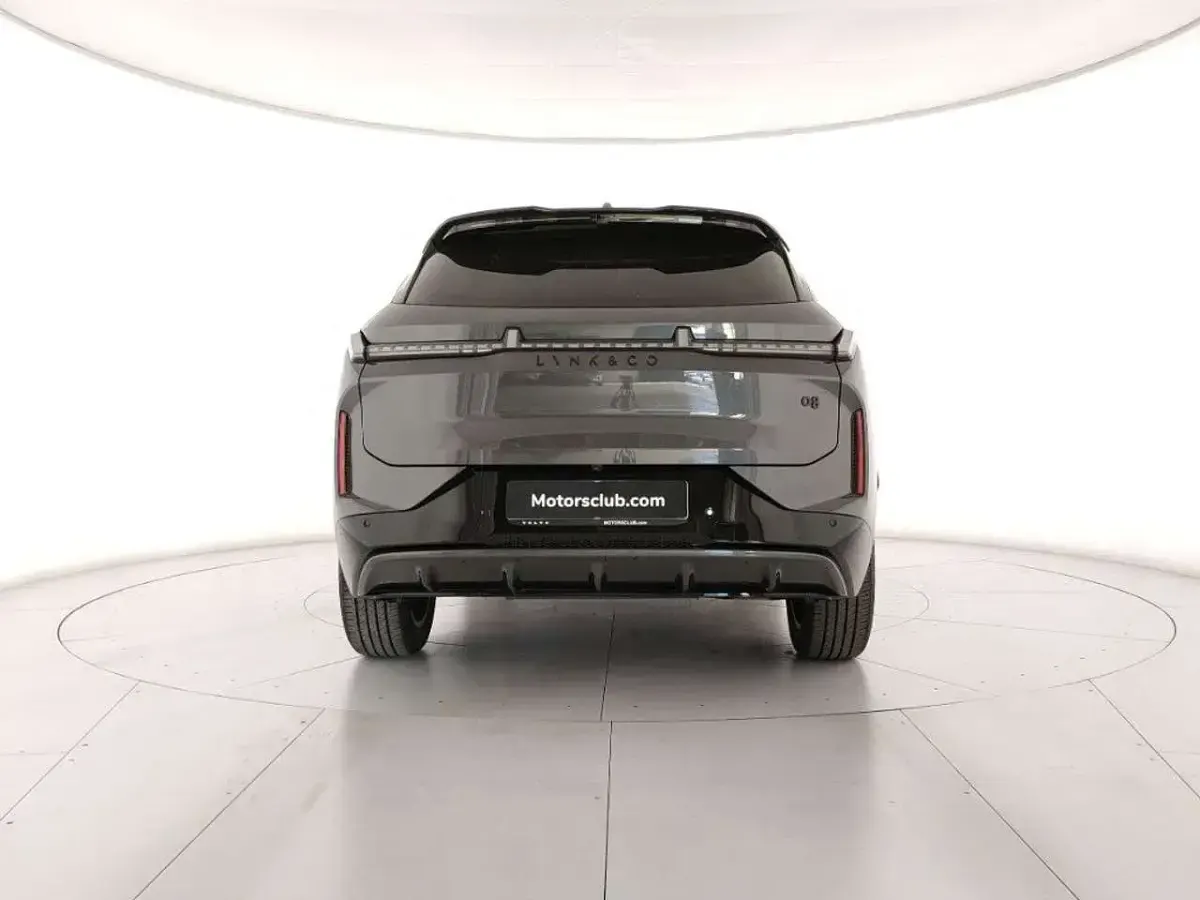 Nuova Lynk & Co 08 139 CV (102 kW) 2026 Grigio SUV