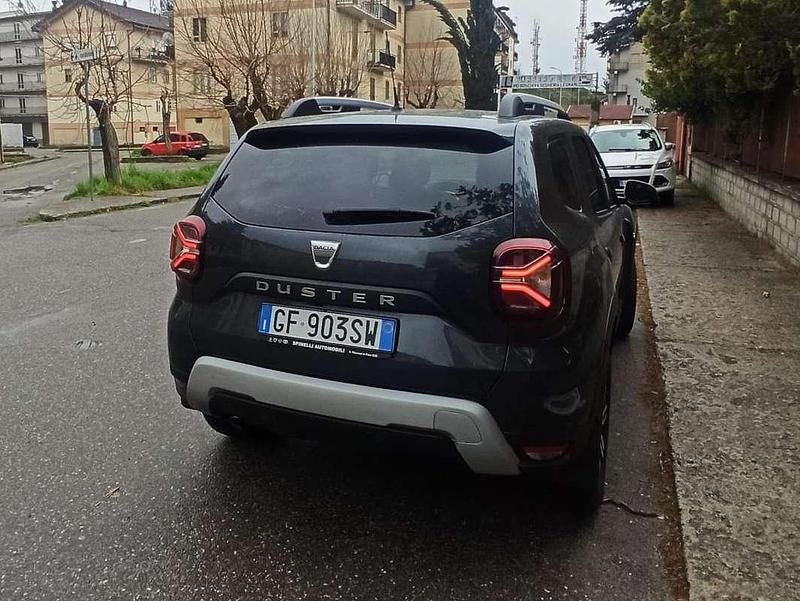 Usata Dacia Duster Prestige 114 CV (83 kW) 2022 Grigio SUV