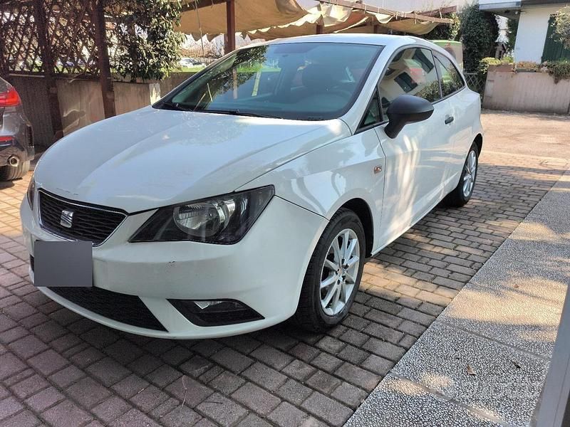 Usata Seat Ibiza 81 CV (59 kW) 2013 Bianco Utilitaria