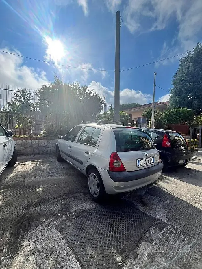 Usata Renault Clio II 2002 Utilitaria