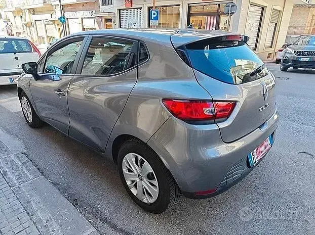 Usata Renault Clio IV 75 CV (55 kW) 2016 Grigio Berlina