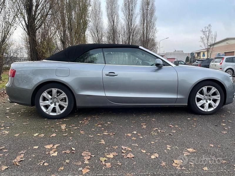 Usata Audi A5 Cabriolet 160 CV (117 kW) 2011 Grigio Cabrio