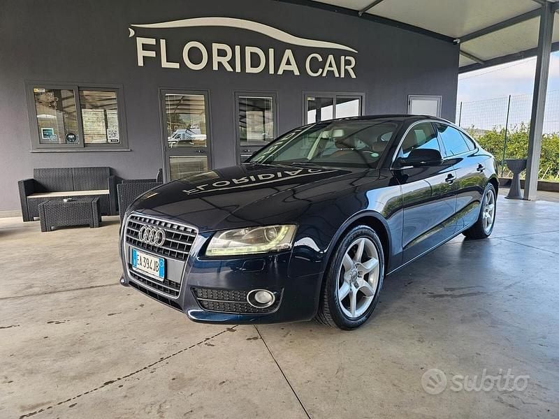 Blu Usata 2010 Audi A5 Sportback Due volumi | 7490 € (Ottimo prezzo) - Immagine 1/4