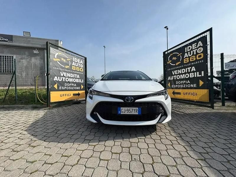 Usata Toyota Corolla Business Edition 98 CV (72 kW) 2022 Bianco Station wagon