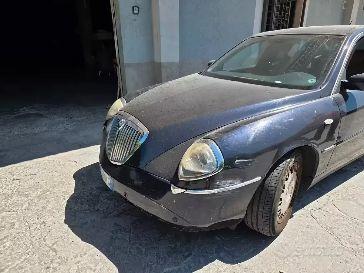 Usata Lancia Thesis 150 CV (110 kW) 2002 Berlina