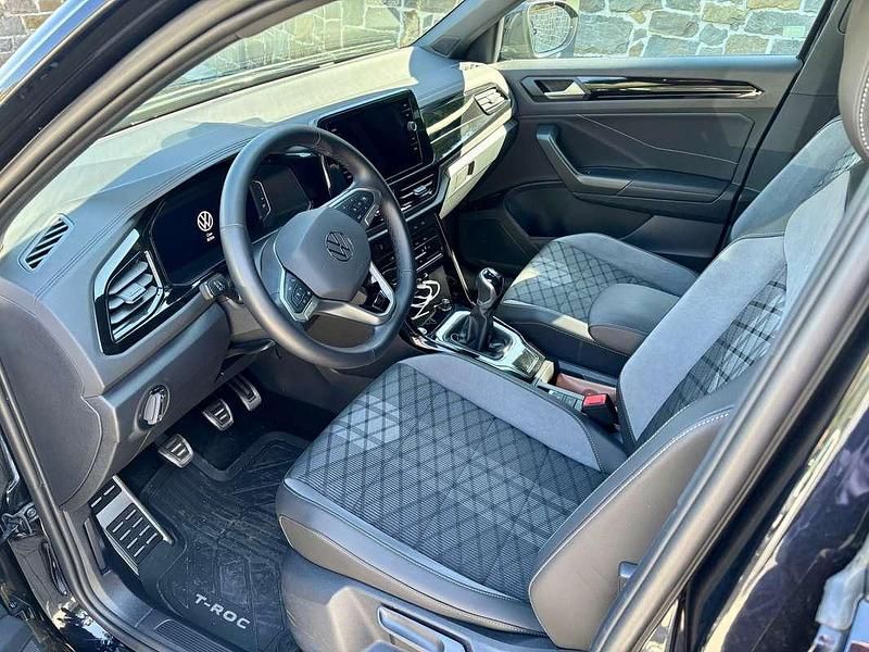 Usata VW T-Roc R-line 116 CV (85 kW) 2024 Nero SUV