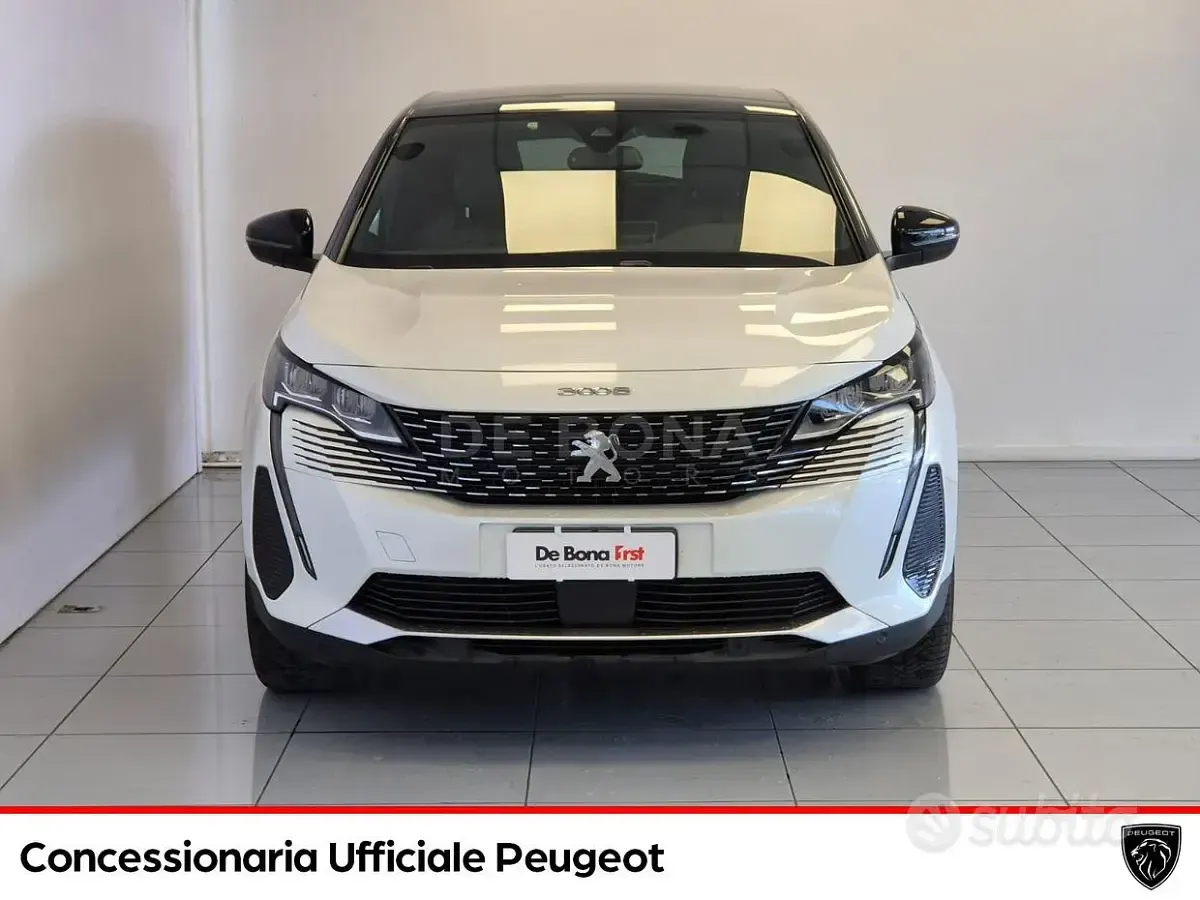 Usata Peugeot 3008 Allure 131 CV (96 kW) 2023 Bianco SUV