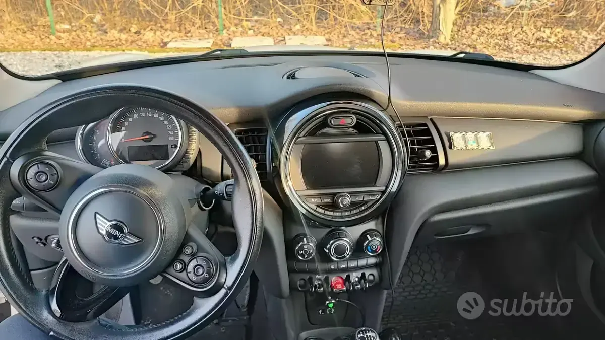 Usata Mini One D 102 CV (75 kW) 2017 Bianco Utilitaria