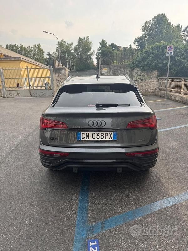 Usata Audi Q5 Sportback S-line plus 204 CV (150 kW) 2023 Grigio SUV