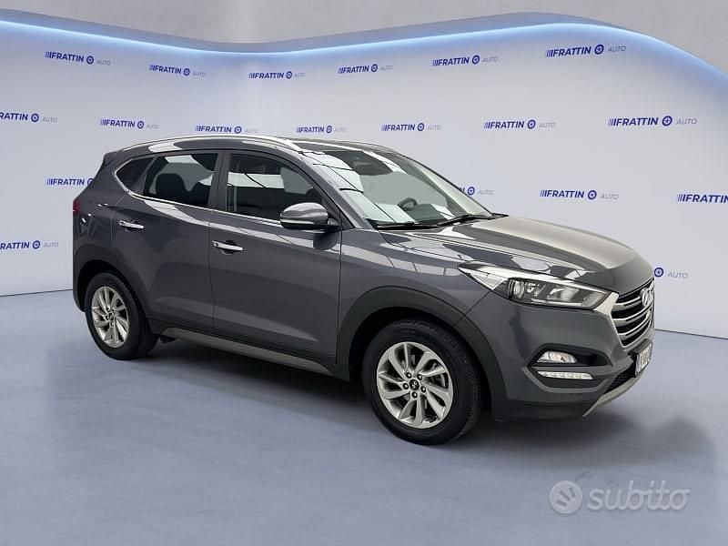 Usata Hyundai Tucson Xpossible 141 CV (103 kW) 2017 Grigio scuro SUV