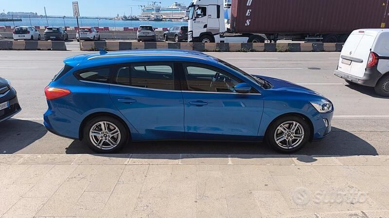 Usata Ford Focus 120 CV (88 kW) 2019 Blu Station wagon
