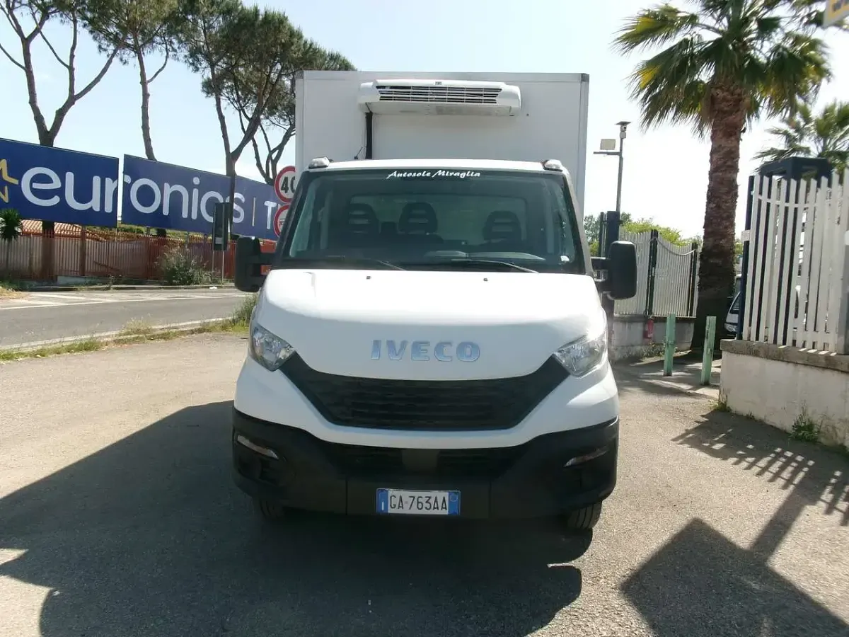 Usata Iveco Daily 160 CV (117 kW) 2020 Bianco