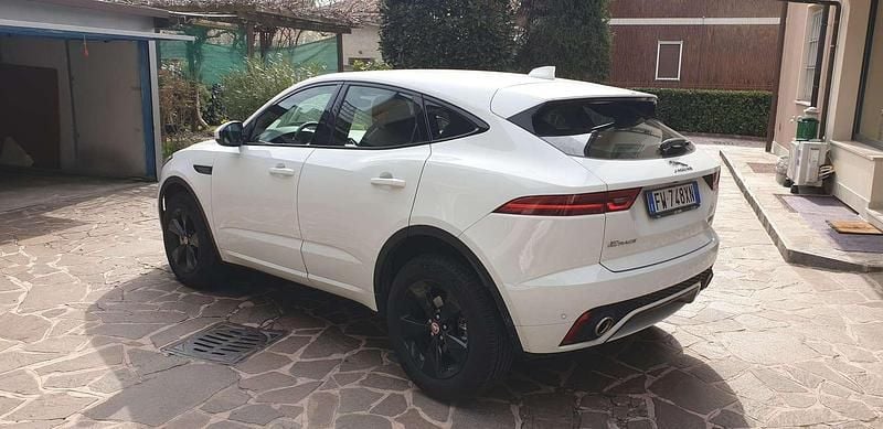 Usata Jaguar E-Pace 150 CV (110 kW) 2019 Bianco SUV