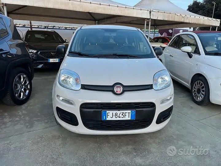 Usata Fiat Panda Easy 69 CV (50 kW) 2017 Beige Utilitaria