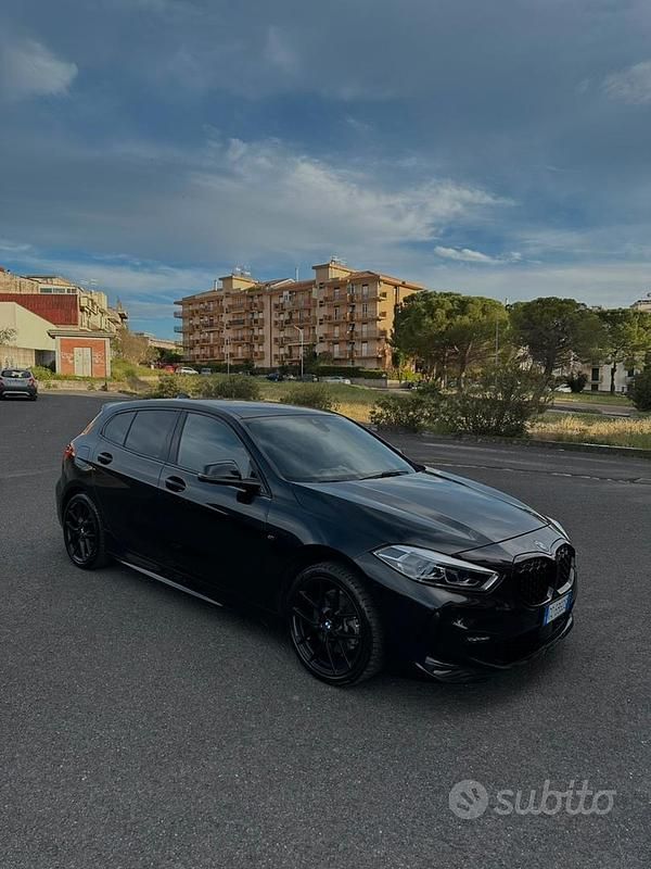 Usata BMW 116 M Sport 116 CV (85 kW) 2021 Nero Utilitaria