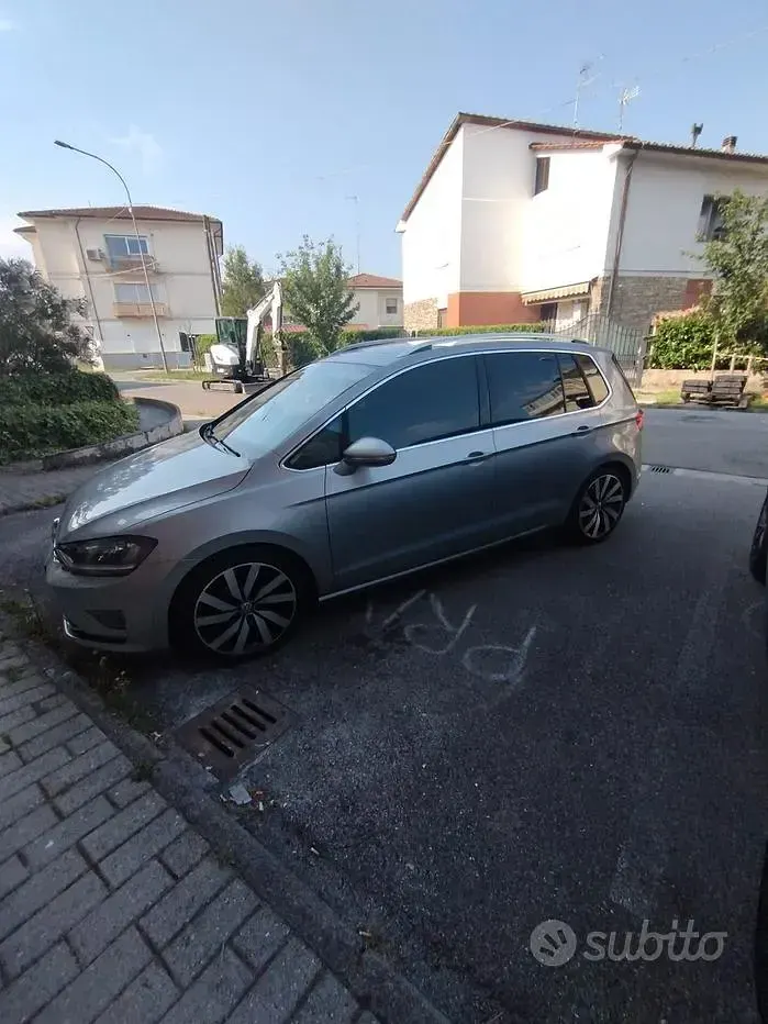 Usata VW Golf Sportsvan Highline 150 CV (110 kW) 2014 Grigio Monovolume