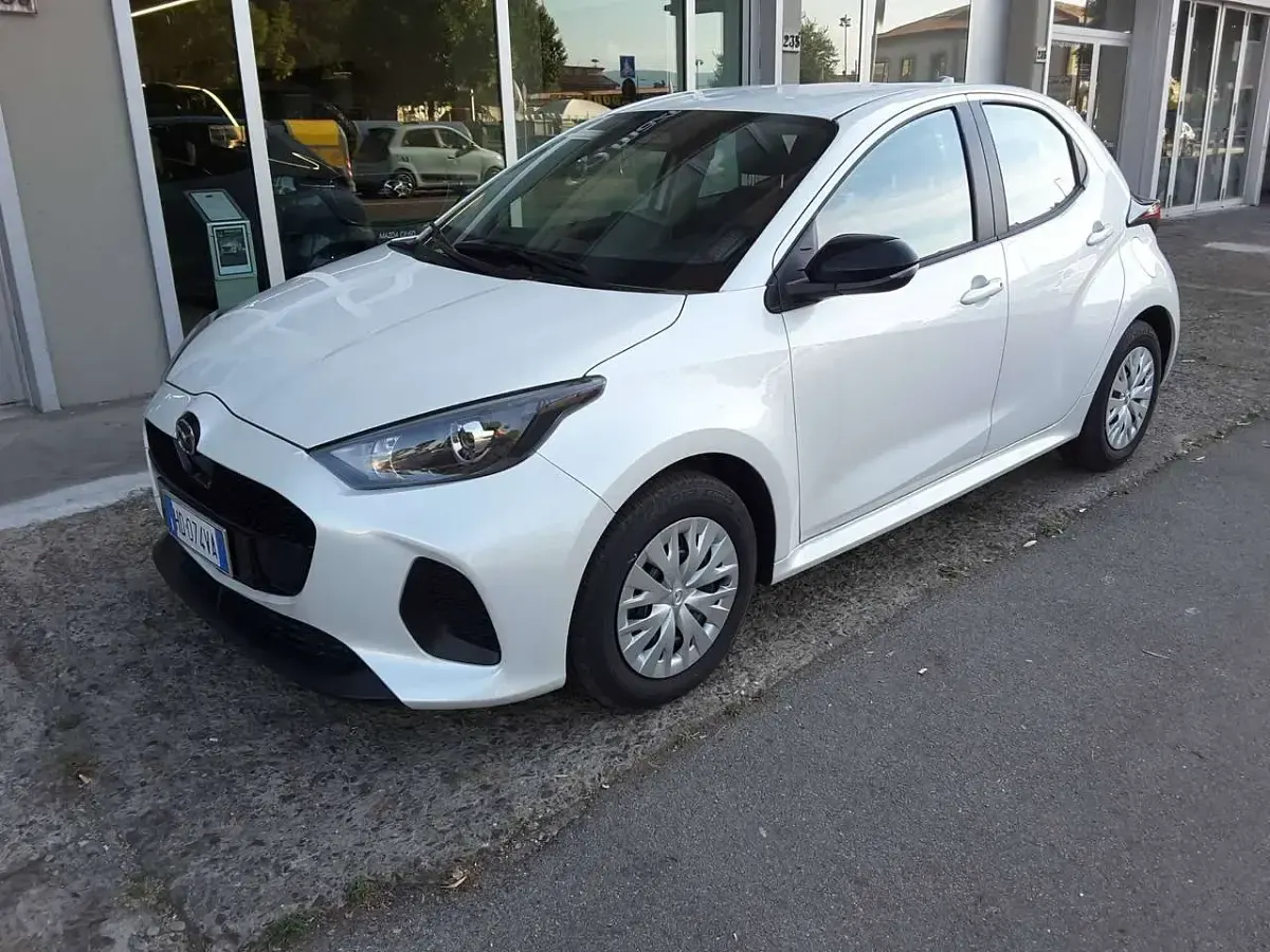 Nuova Mazda 2 Prime-Line 92 CV (67 kW) 2026 Northern white pearl met Utilitaria