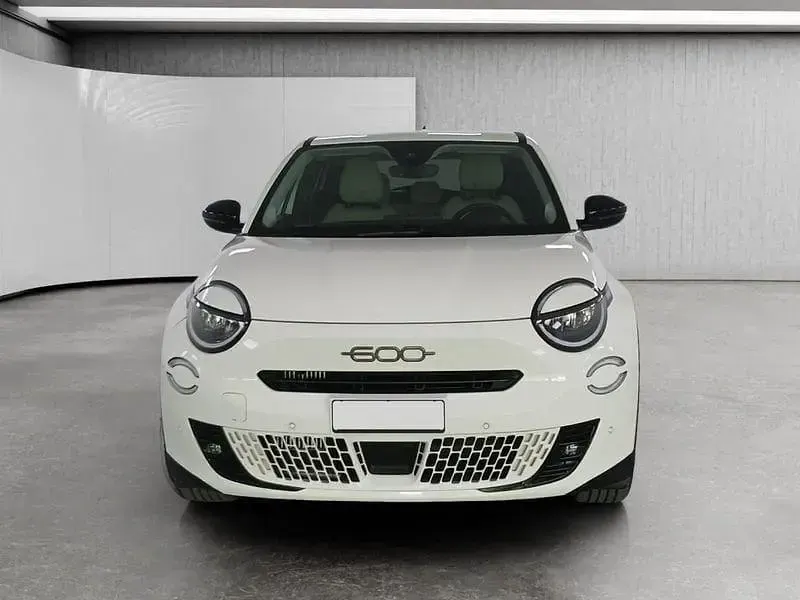 Usata Fiat 600 La Prima 110 CV (80 kW) 2025 Bianco SUV
