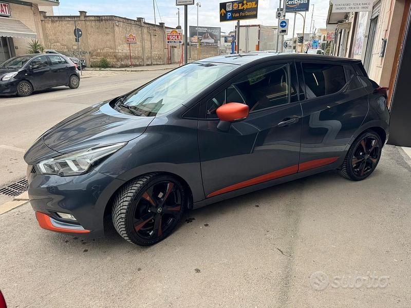 Usata Nissan Micra Tekna 90 CV (66 kW) 2017 Grigio Utilitaria