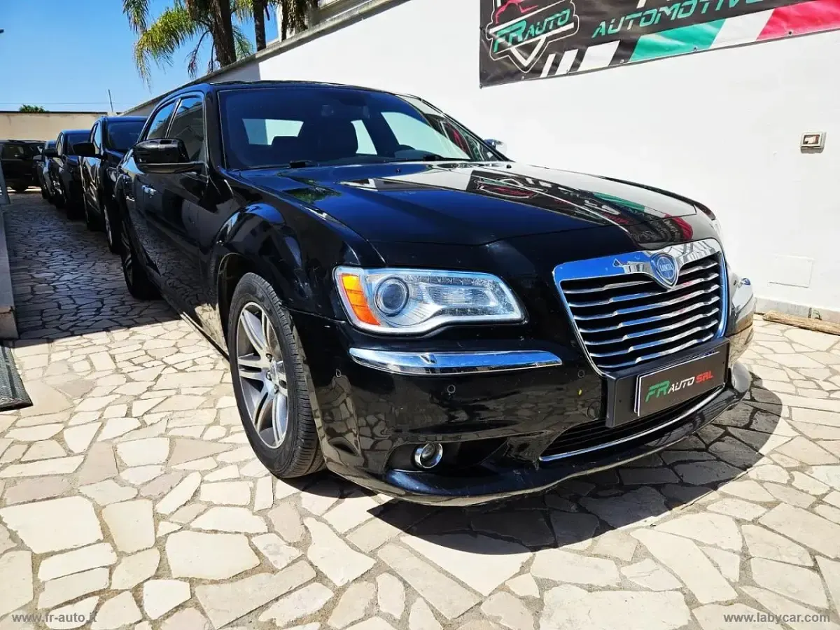 Brugt Lancia Thema Platinum 190 HK (139 kW) 2012 Sort Sedan