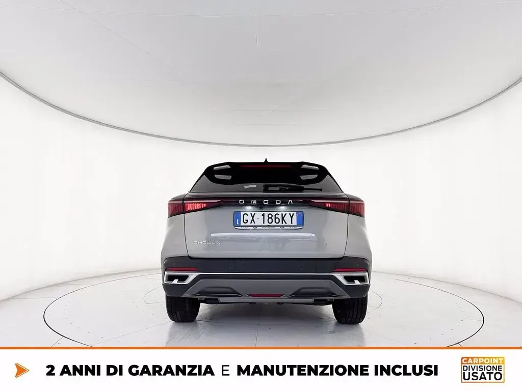 Usata Omoda 5 147 CV (108 kW) 2024 Aviation silver & carbon crystal black roof SUV