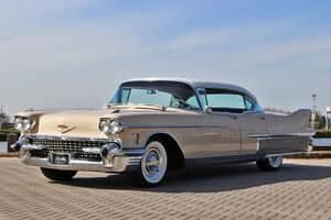 Usata Cadillac Fleetwood 310 CV (228 kW) 1958 Beige Berlina