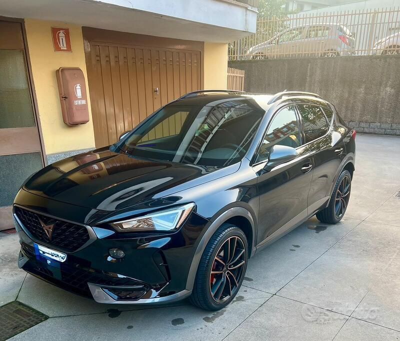 Nero Usata 2023 Cupra Formentor SUV | 29.999 € (Buon prezzo) - Immagine 1/4