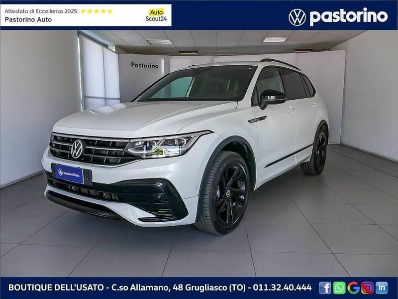 Oryx white perlato Usata 2022 VW Tiguan Allspace R-line SUV | 35.900 € (Buon prezzo) - Immagine 1/3