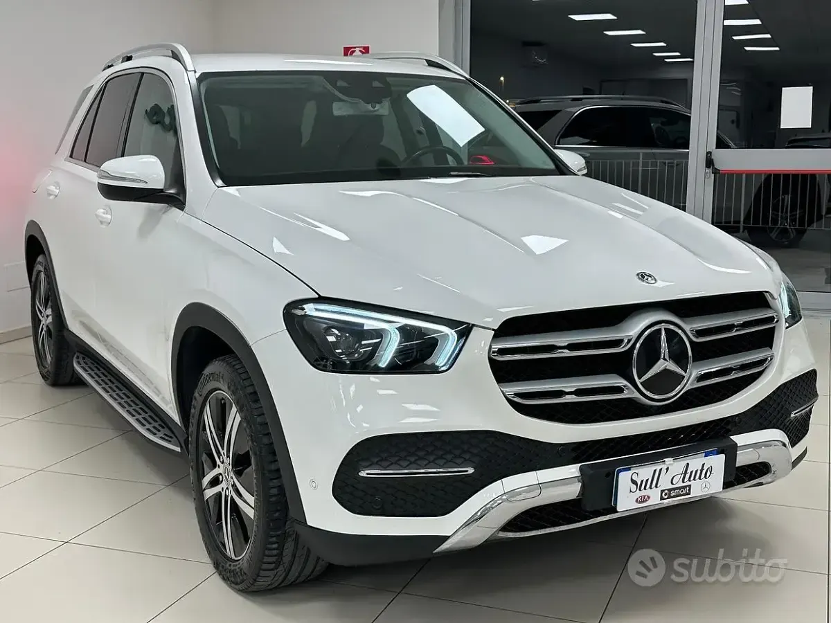 Usata Mercedes GLE300 245 CV (180 kW) 2019 Bianco SUV